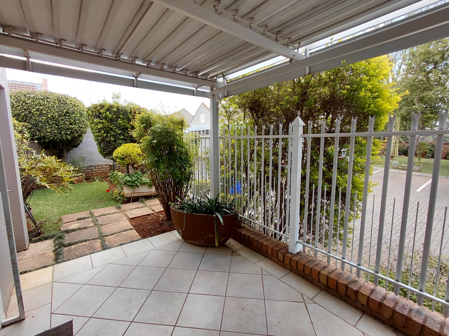 2 Bedroom Property for Sale in Willow Park Manor Gauteng