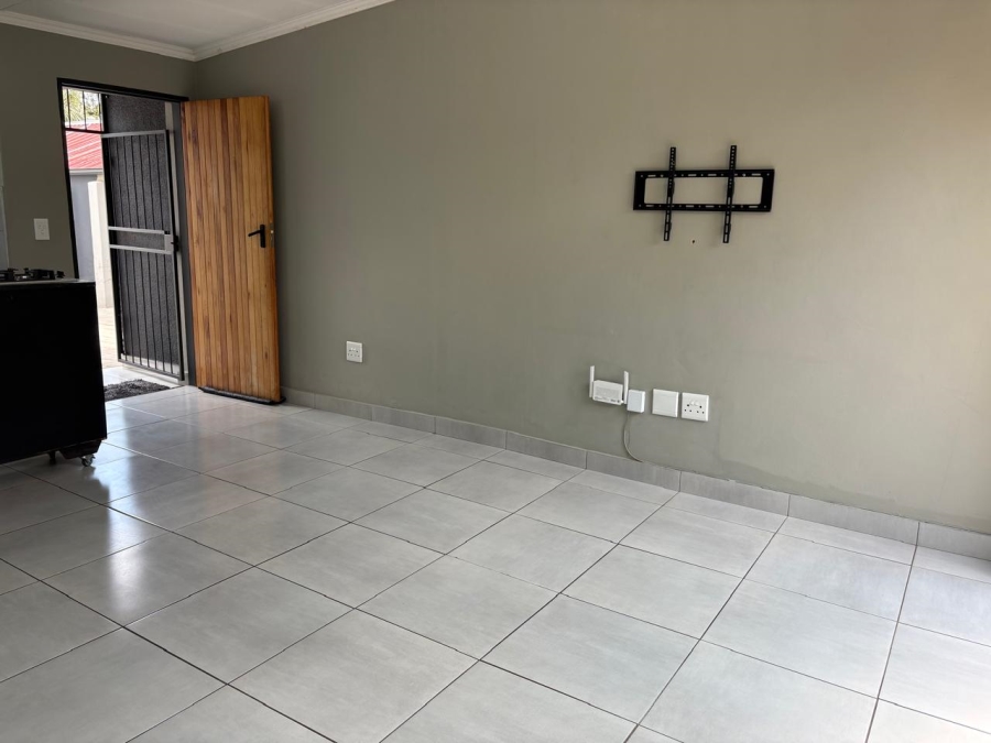 1 Bedroom Property for Sale in Moregloed Gauteng