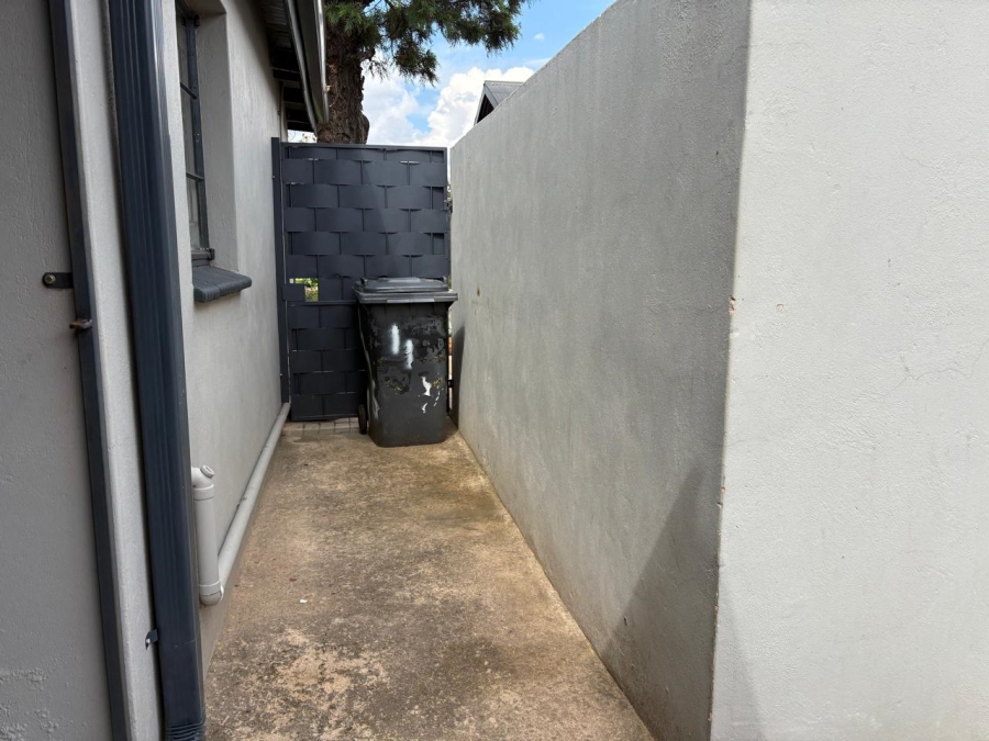 1 Bedroom Property for Sale in Moregloed Gauteng