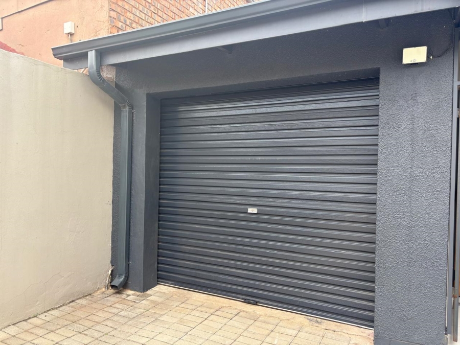 1 Bedroom Property for Sale in Moregloed Gauteng