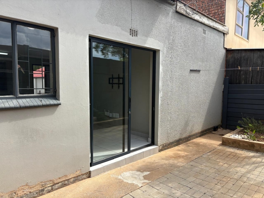 1 Bedroom Property for Sale in Moregloed Gauteng