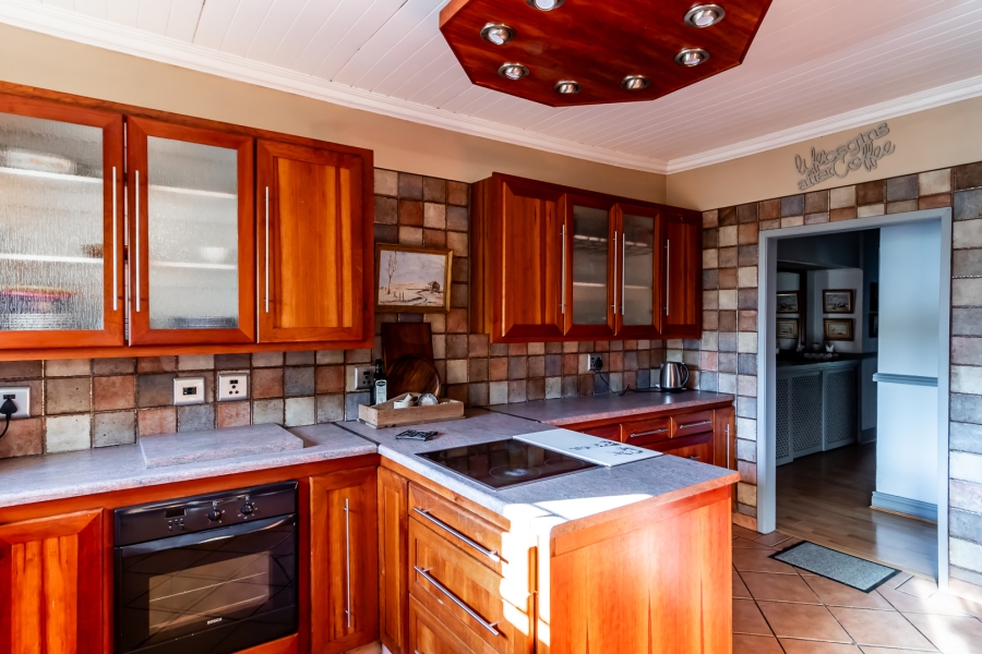 4 Bedroom Property for Sale in Rietondale Gauteng