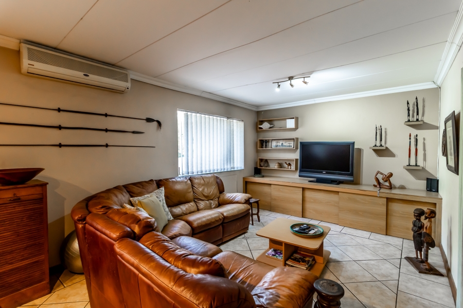 4 Bedroom Property for Sale in Rietondale Gauteng