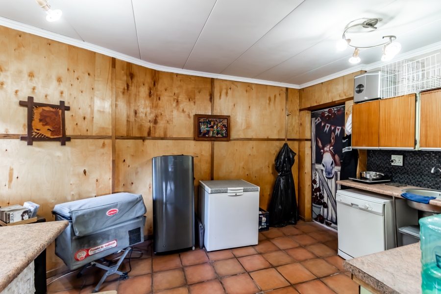 4 Bedroom Property for Sale in Rietondale Gauteng