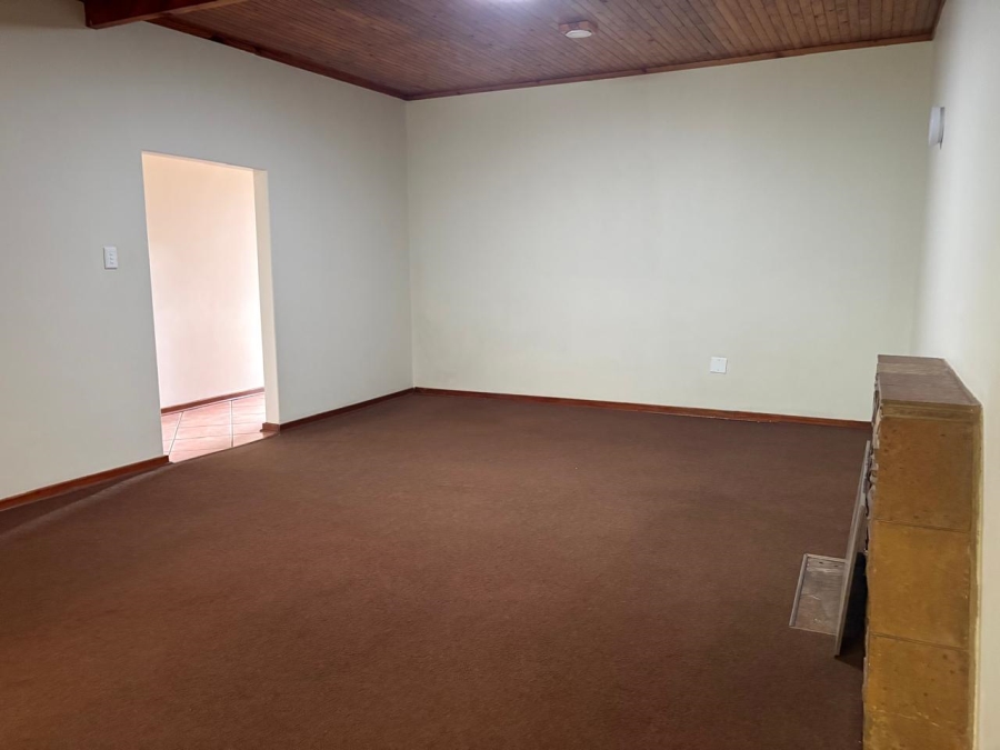 To Let 3 Bedroom Property for Rent in East Lynne Gauteng