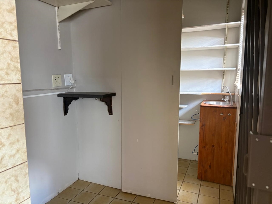 To Let 3 Bedroom Property for Rent in East Lynne Gauteng