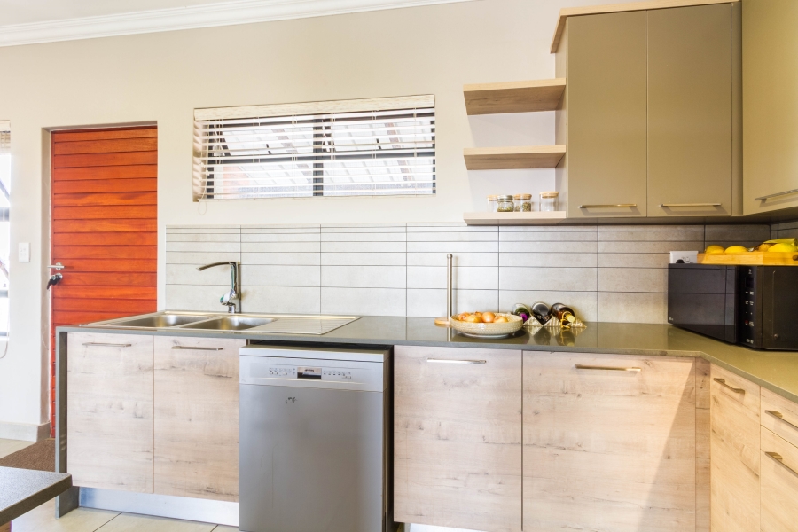 2 Bedroom Property for Sale in Six Fountains Residential Estate Gauteng