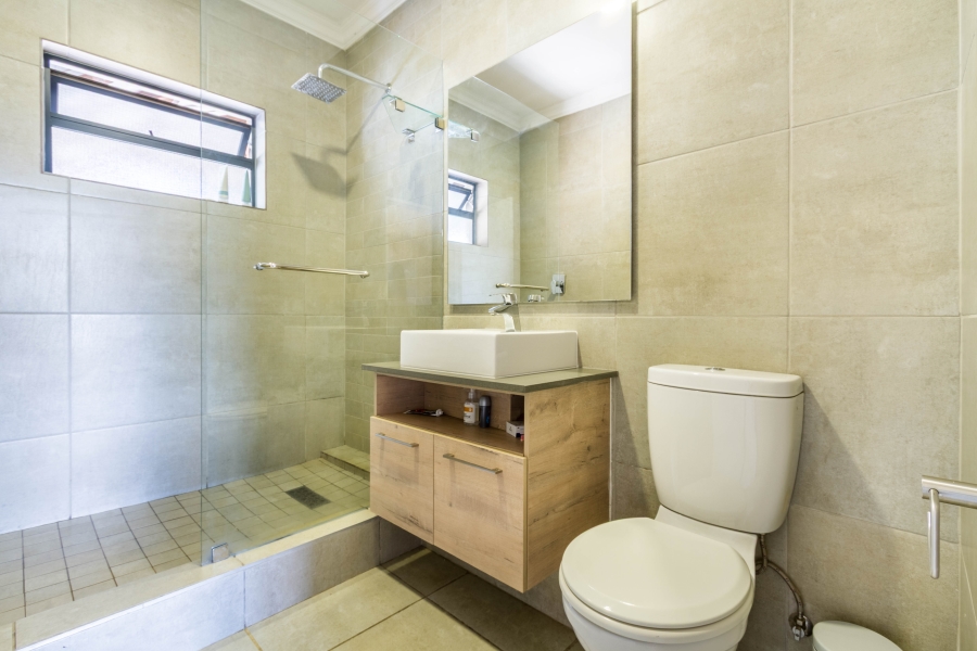 2 Bedroom Property for Sale in Six Fountains Residential Estate Gauteng
