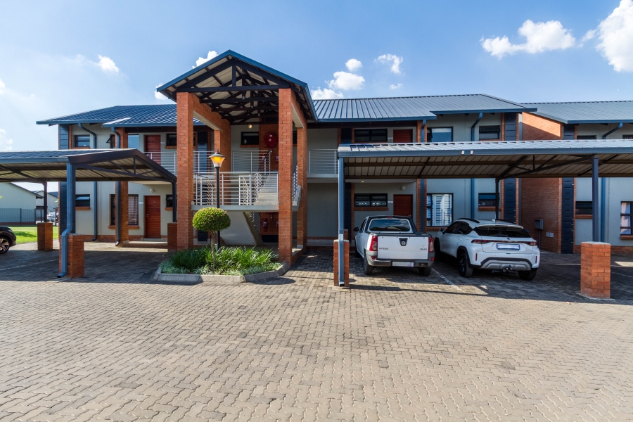 2 Bedroom Property for Sale in Six Fountains Residential Estate Gauteng