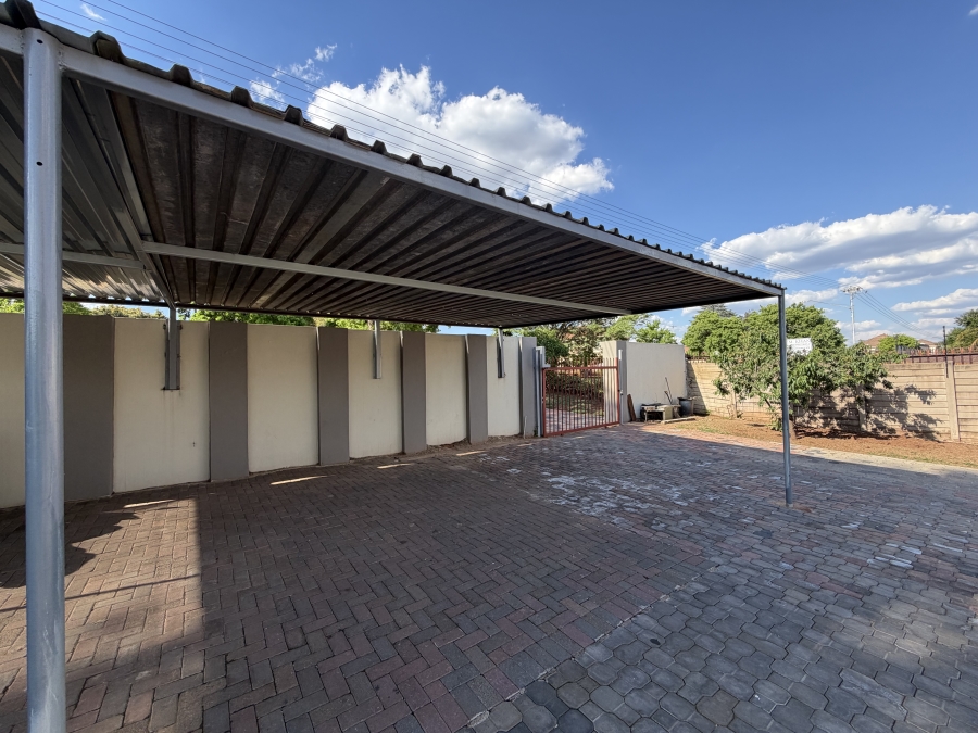 To Let 2 Bedroom Property for Rent in Erasmia Gauteng