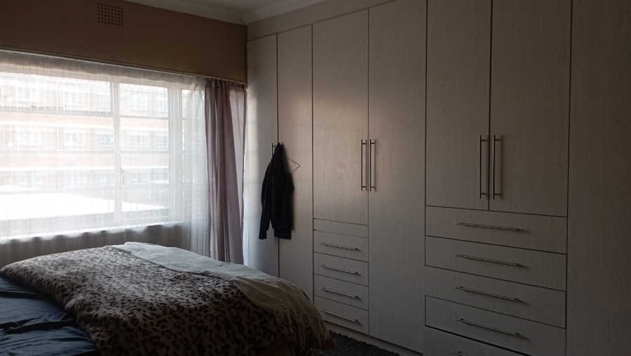 To Let 1 Bedroom Property for Rent in Lambton Gauteng