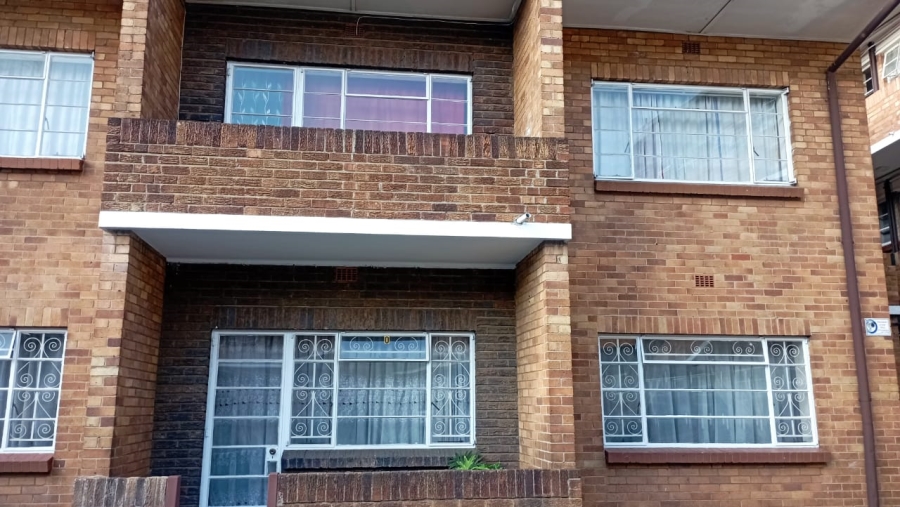 To Let 1 Bedroom Property for Rent in Lambton Gauteng