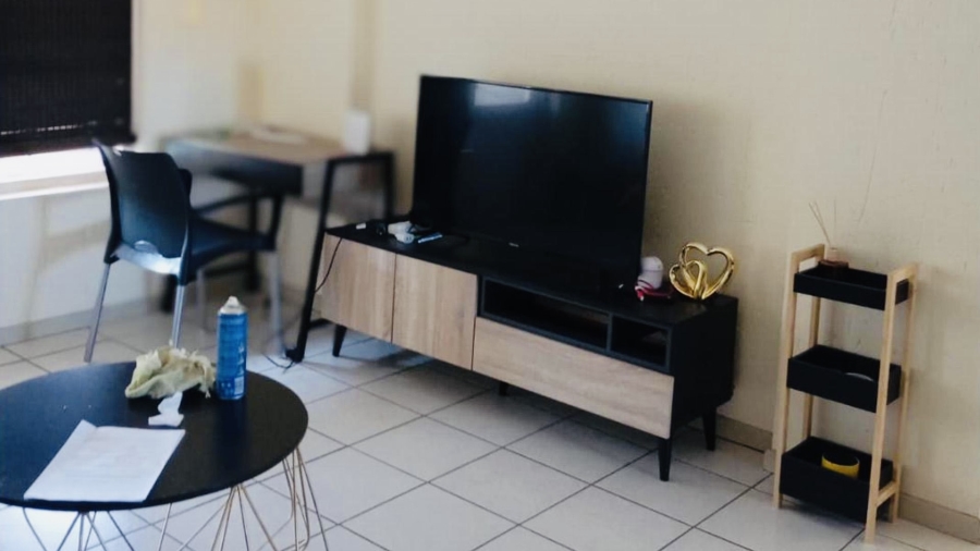 1 Bedroom Property for Sale in Lonehill Gauteng
