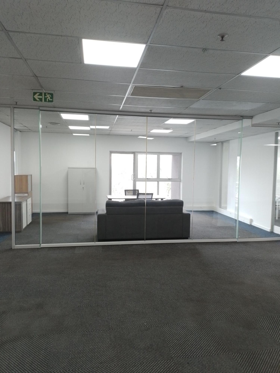 To Let Commercial Property for Rent in Longmeadow Gauteng