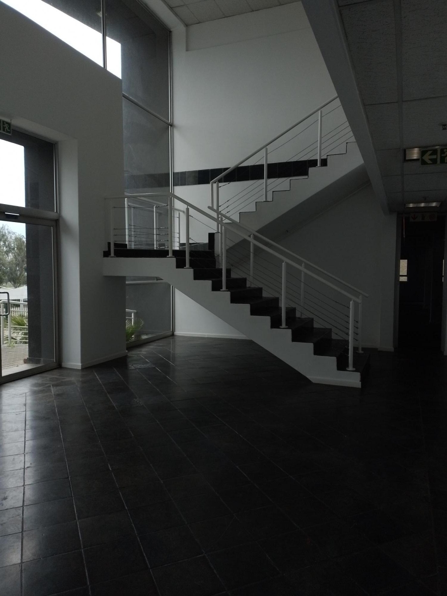 To Let Commercial Property for Rent in Longmeadow Gauteng
