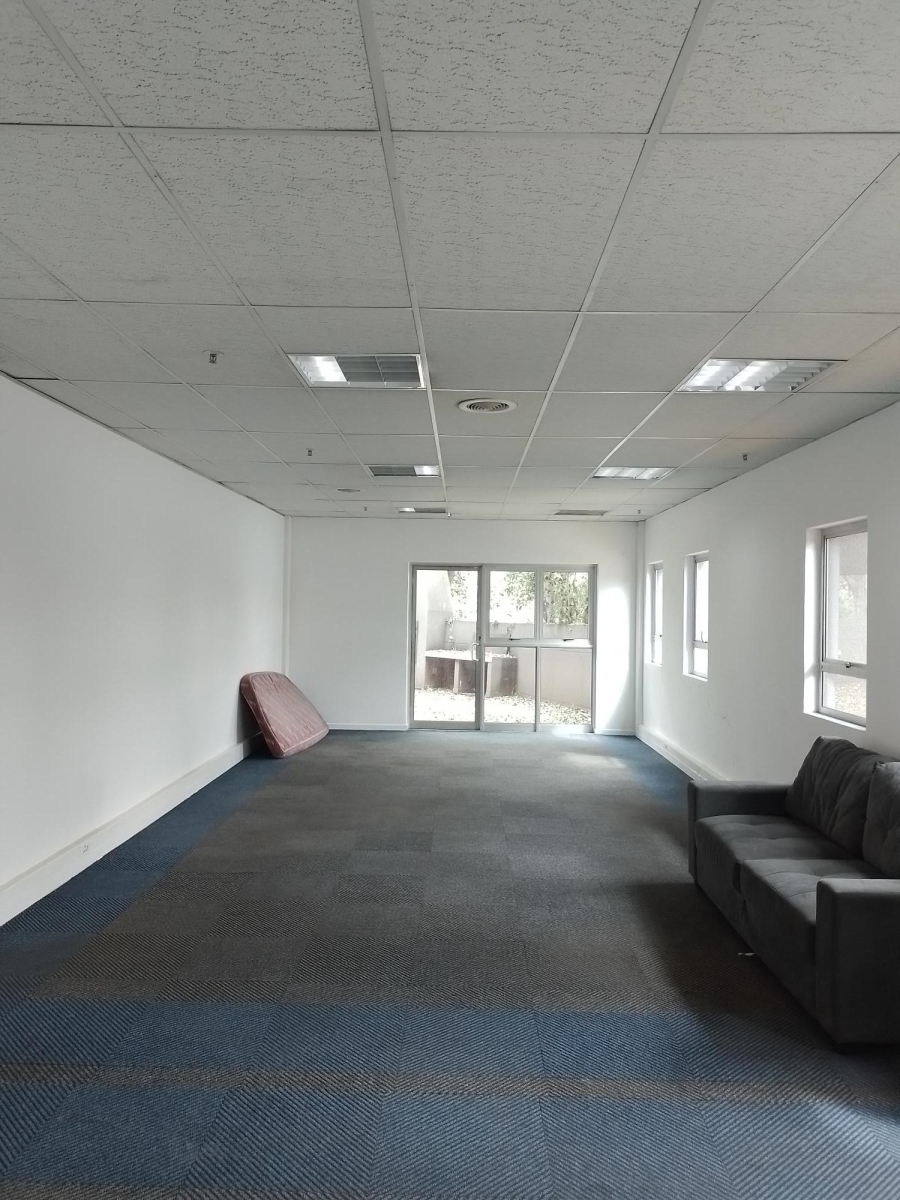 To Let Commercial Property for Rent in Longmeadow Gauteng