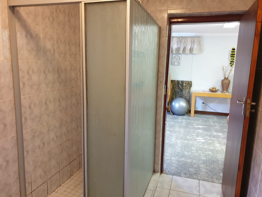 To Let 1 Bedroom Property for Rent in Cyrildene Gauteng