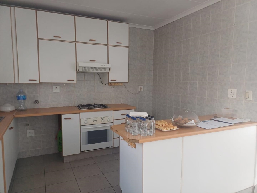 2 Bedroom Property for Sale in Eden Glen Gauteng