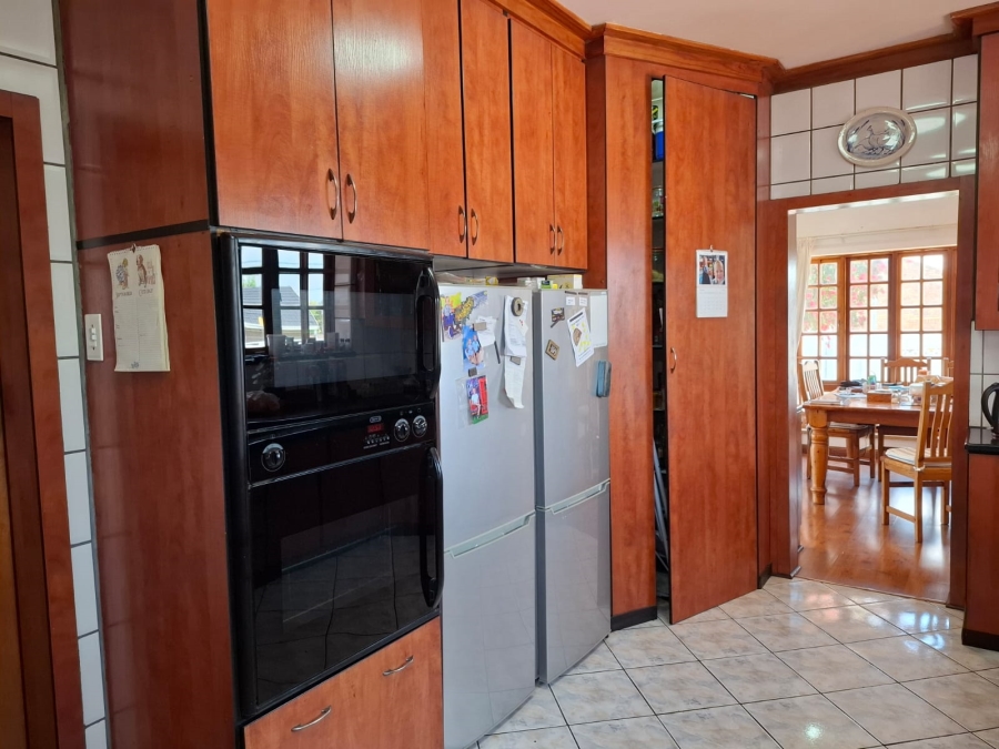 4 Bedroom Property for Sale in Lambton Gauteng