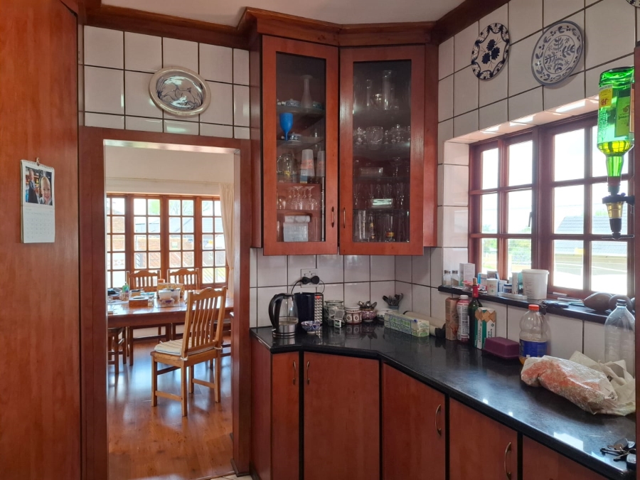 4 Bedroom Property for Sale in Lambton Gauteng
