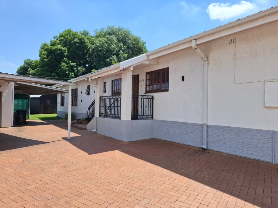 4 Bedroom Property for Sale in Lambton Gauteng