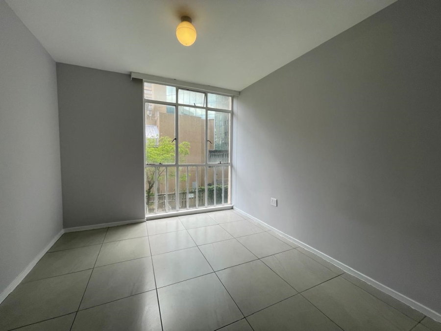 To Let 1 Bedroom Property for Rent in Braamfontein Gauteng