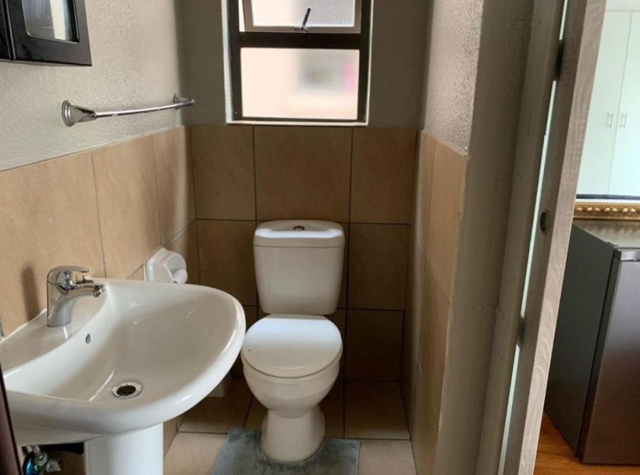 3 Bedroom Property for Sale in Alrode Gauteng