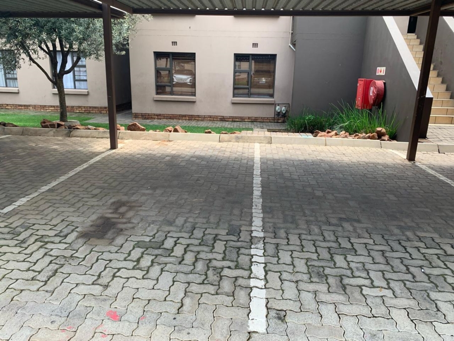 3 Bedroom Property for Sale in Alrode Gauteng