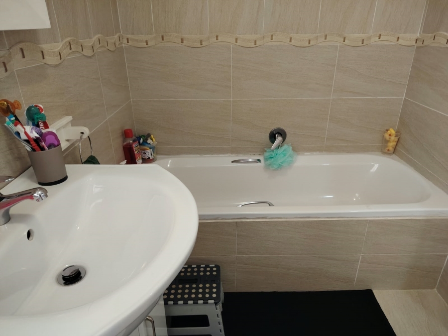 3 Bedroom Property for Sale in Bartlett Gauteng