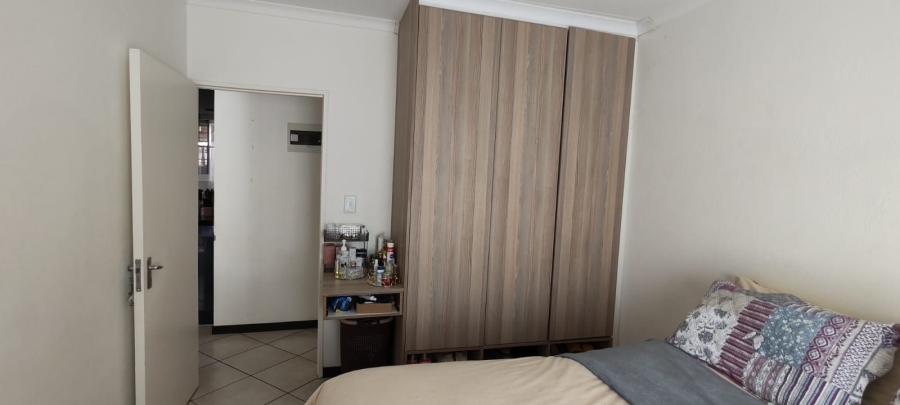 To Let 3 Bedroom Property for Rent in Cloverdene Gauteng