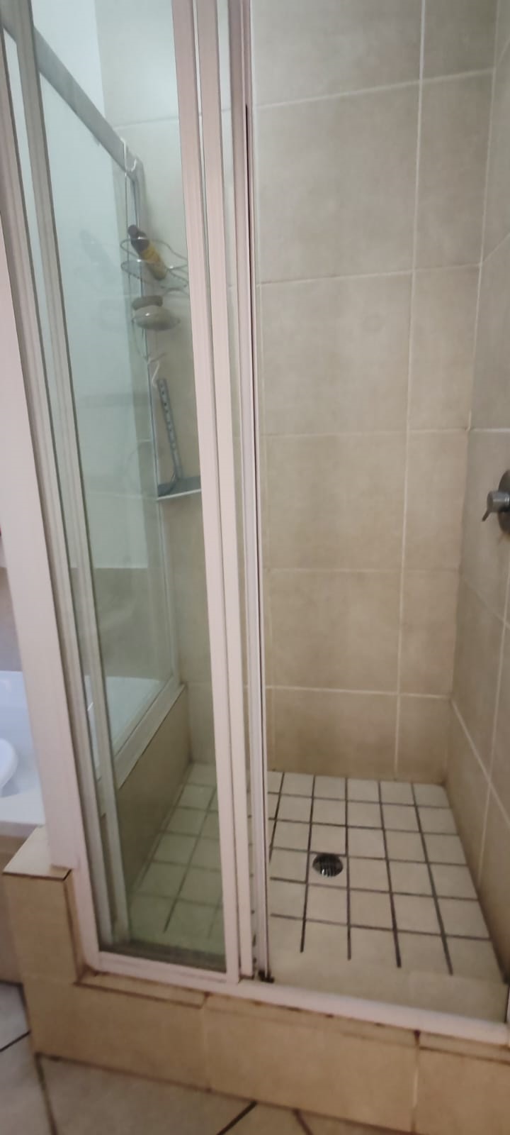 To Let 3 Bedroom Property for Rent in Cloverdene Gauteng
