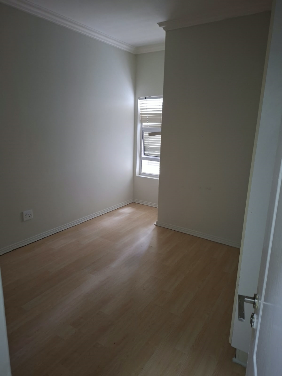 To Let 3 Bedroom Property for Rent in Greenstone Hill Gauteng