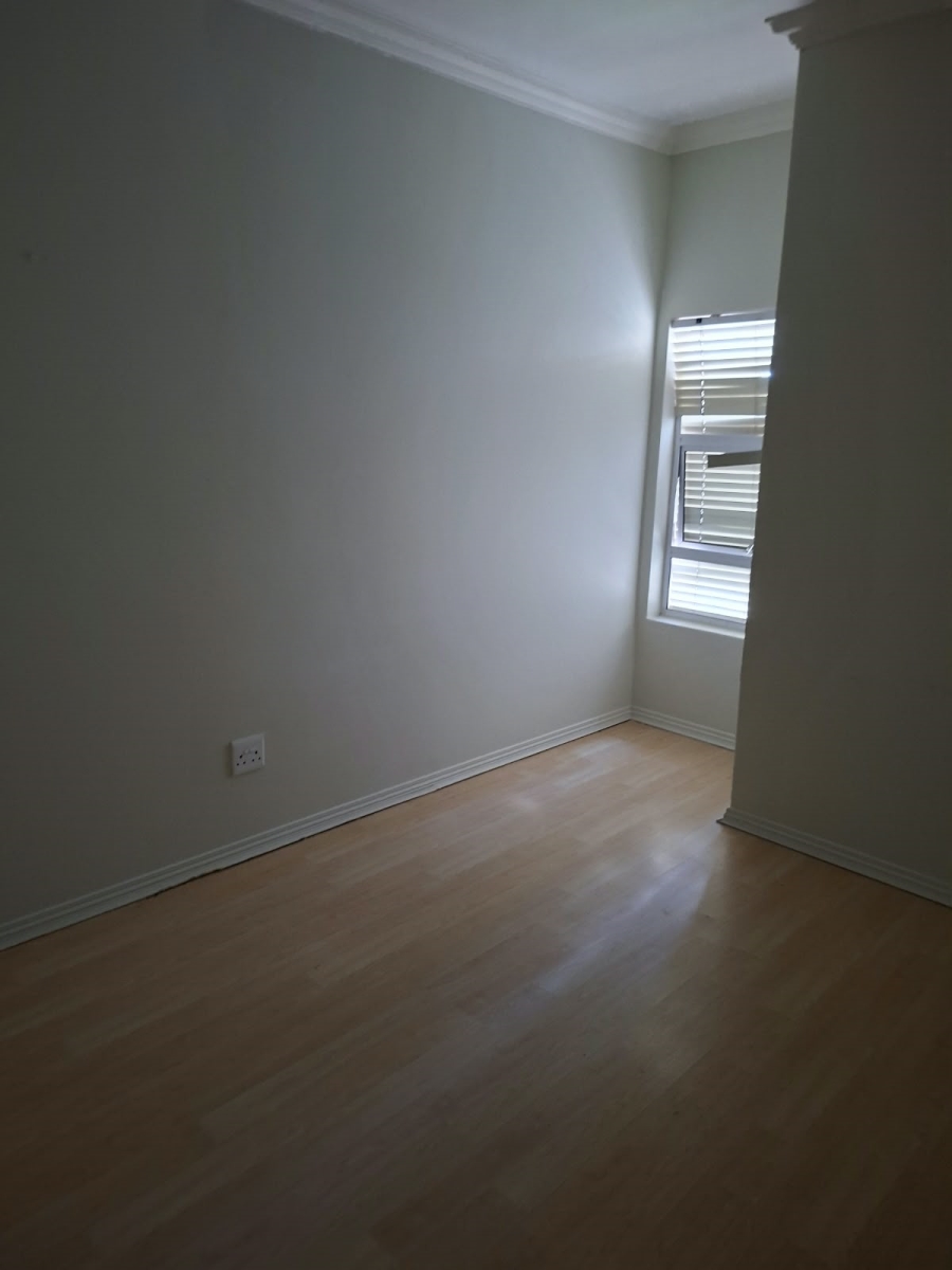 To Let 3 Bedroom Property for Rent in Greenstone Hill Gauteng