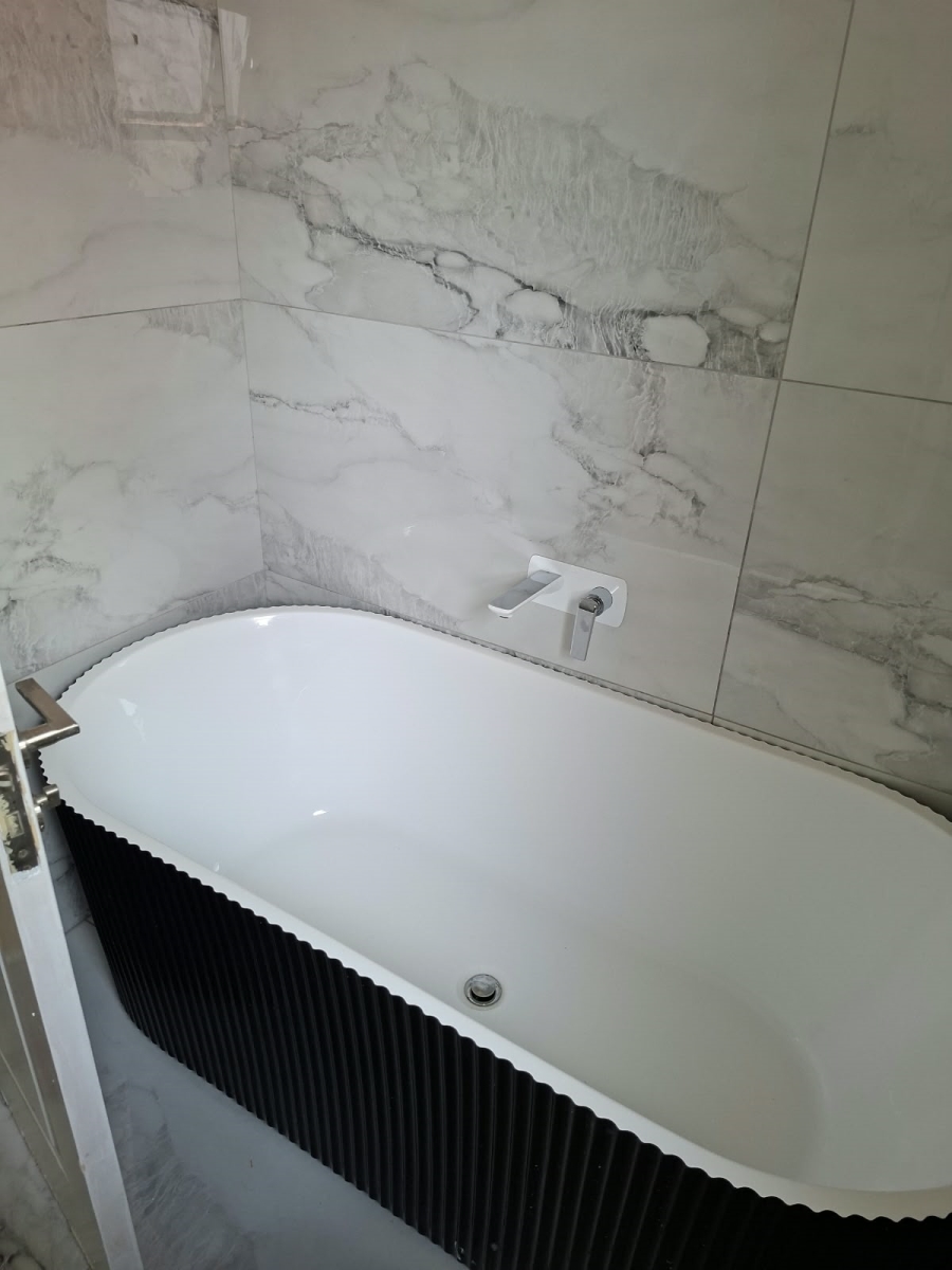 To Let 3 Bedroom Property for Rent in Greenstone Hill Gauteng