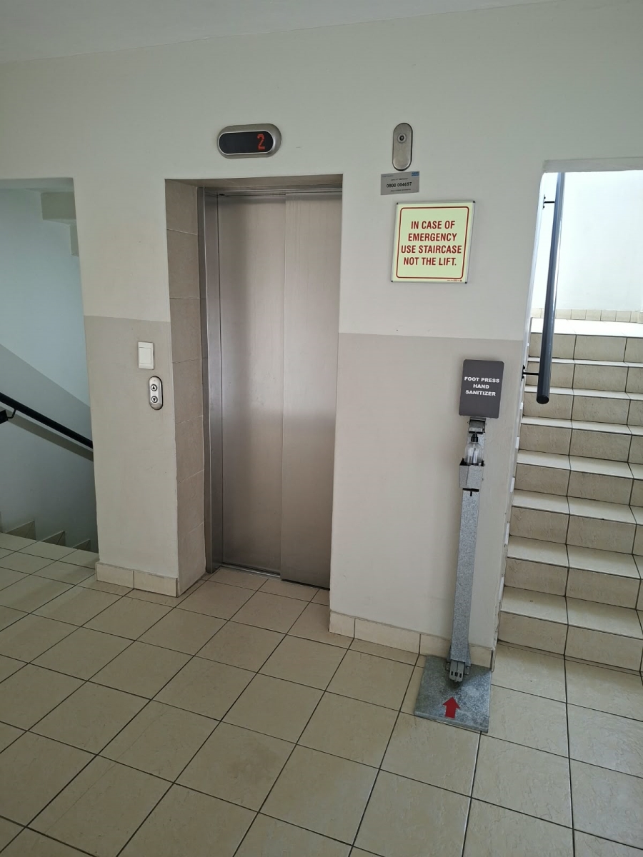 To Let 3 Bedroom Property for Rent in Greenstone Hill Gauteng