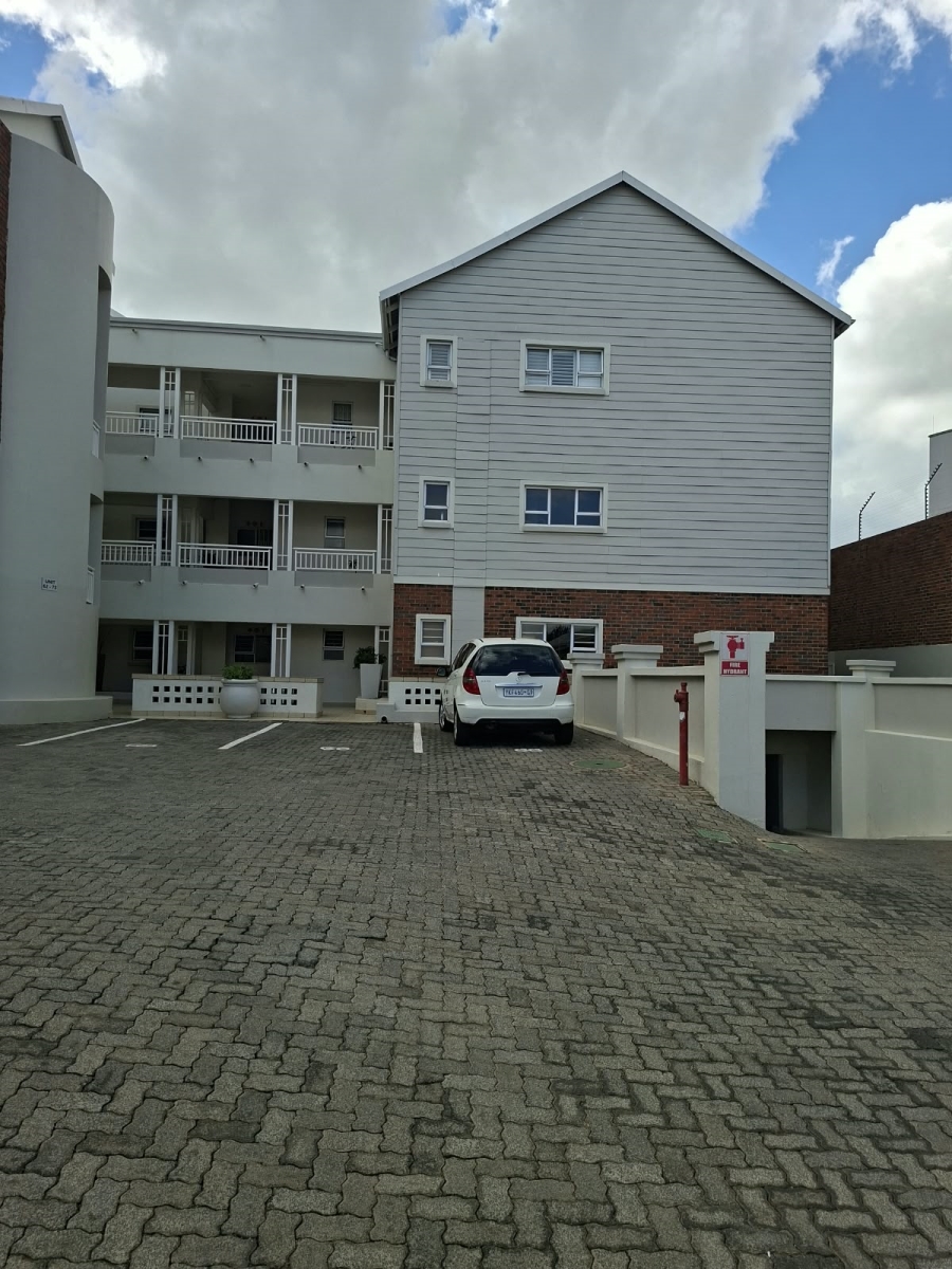 To Let 3 Bedroom Property for Rent in Greenstone Hill Gauteng