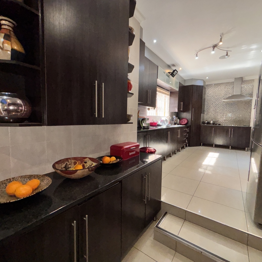 4 Bedroom Property for Sale in Greenhills Gauteng
