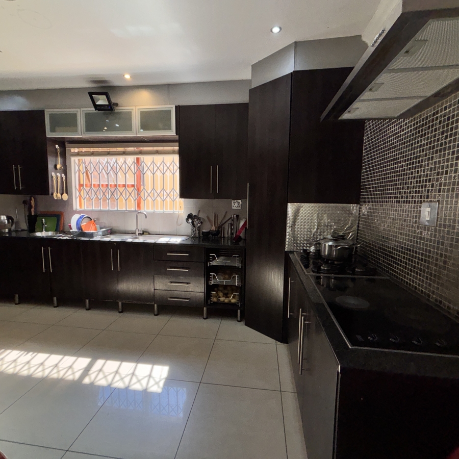 4 Bedroom Property for Sale in Greenhills Gauteng