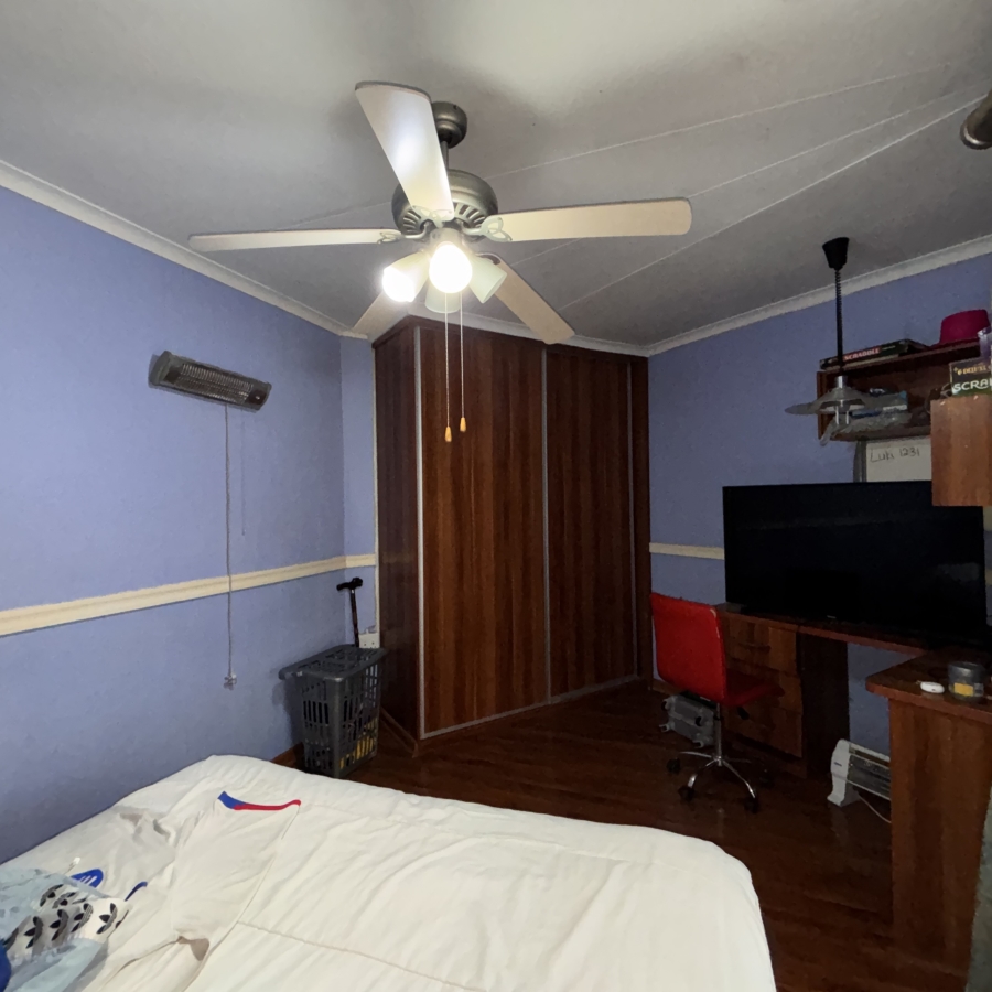 4 Bedroom Property for Sale in Greenhills Gauteng