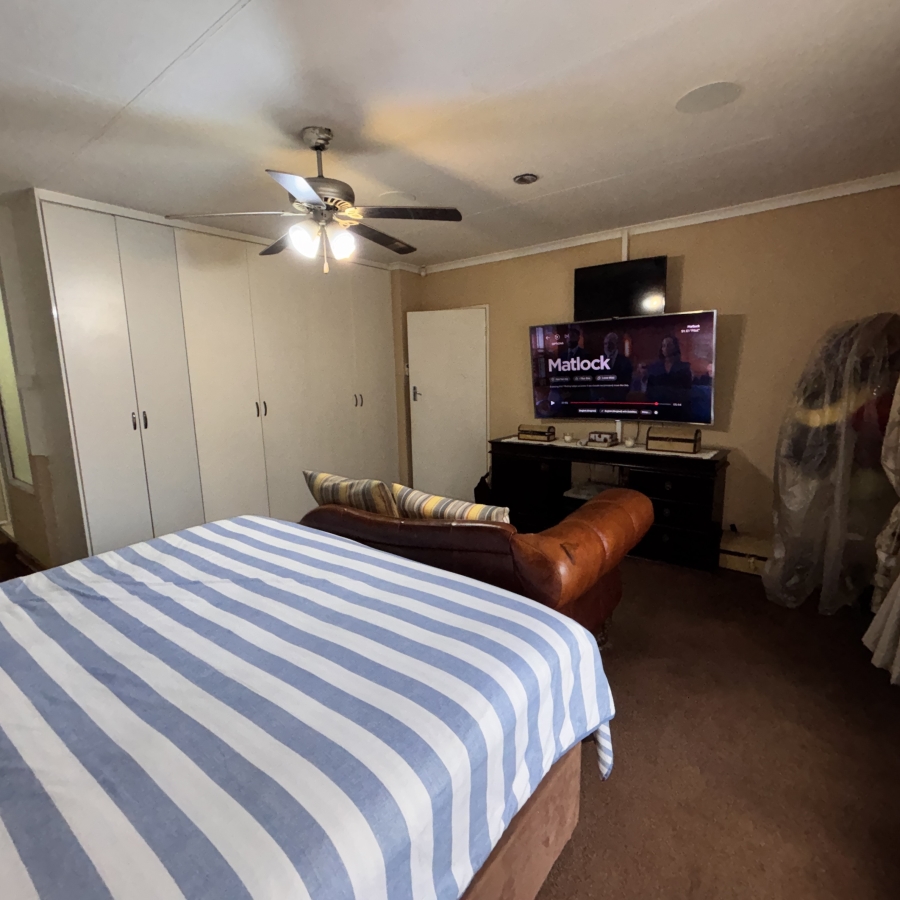 4 Bedroom Property for Sale in Greenhills Gauteng