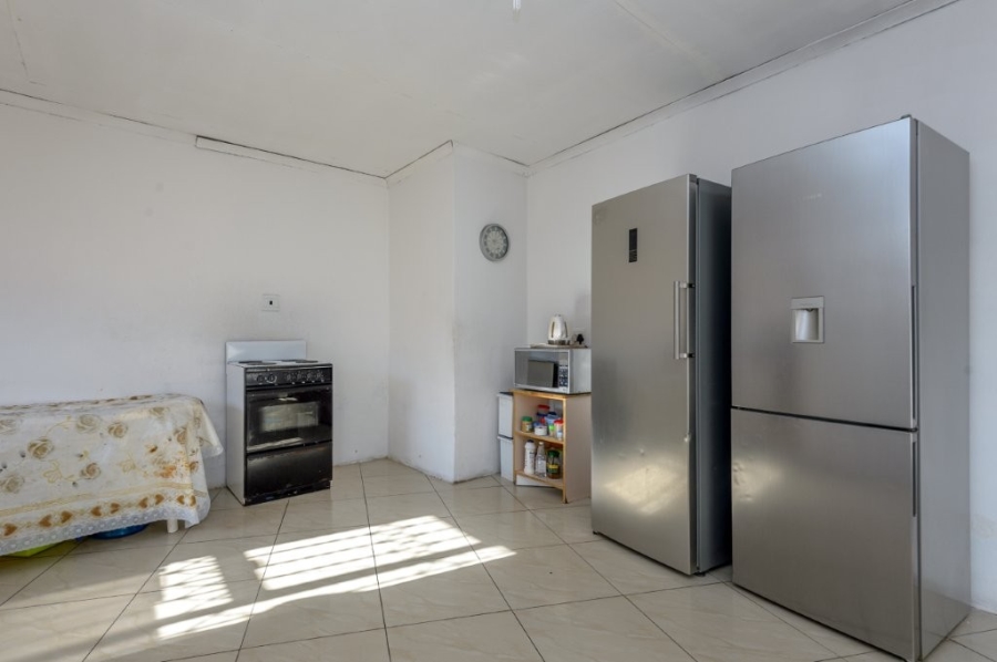3 Bedroom Property for Sale in Windmill Park Gauteng