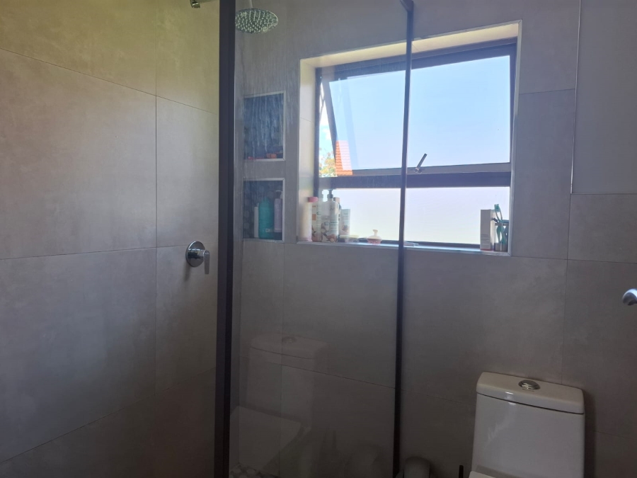 4 Bedroom Property for Sale in Mackenzie Park Gauteng