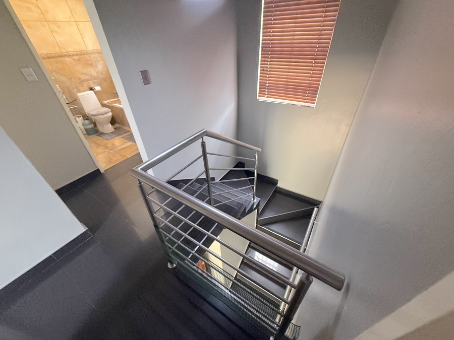 To Let 3 Bedroom Property for Rent in Allens Nek Gauteng