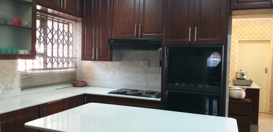 3 Bedroom Property for Sale in Crystal Park Gauteng
