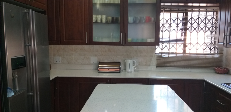 3 Bedroom Property for Sale in Crystal Park Gauteng