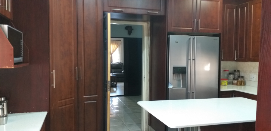 3 Bedroom Property for Sale in Crystal Park Gauteng