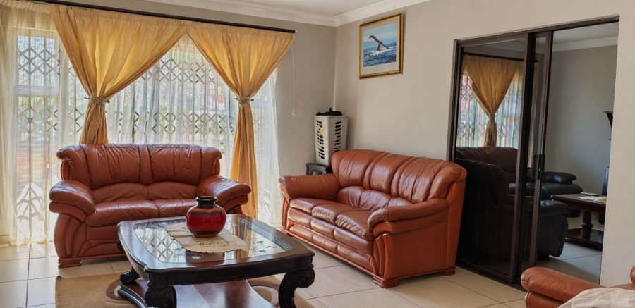 3 Bedroom Property for Sale in Crystal Park Gauteng