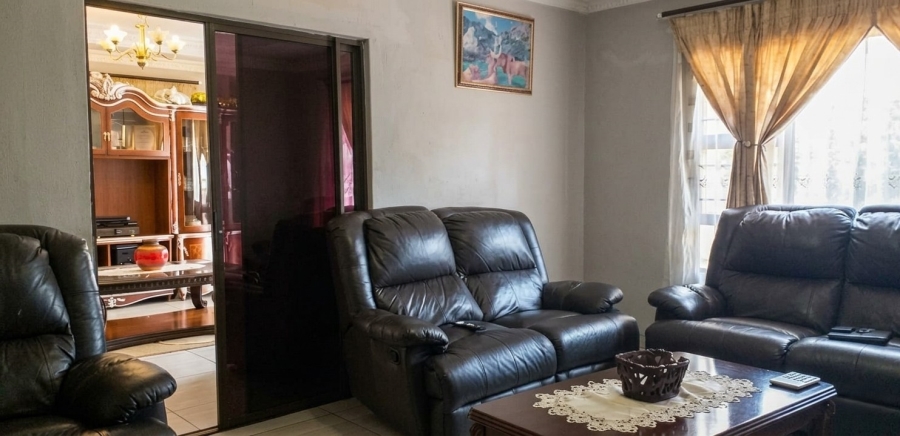 3 Bedroom Property for Sale in Crystal Park Gauteng
