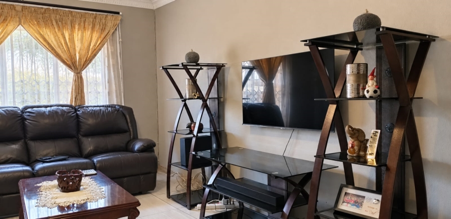 3 Bedroom Property for Sale in Crystal Park Gauteng