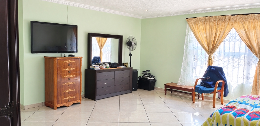 3 Bedroom Property for Sale in Crystal Park Gauteng